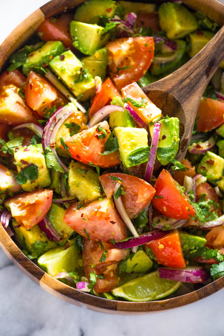Easy Tomato Avocado Salad: Your Go-To Healthy Side Dish